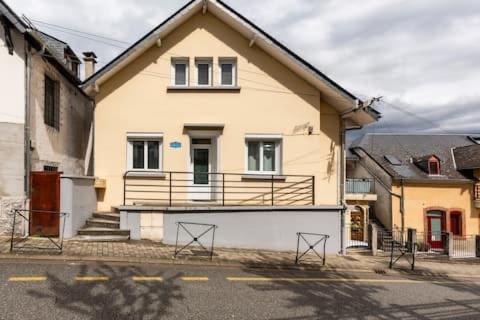 Maison Centre + Garage *